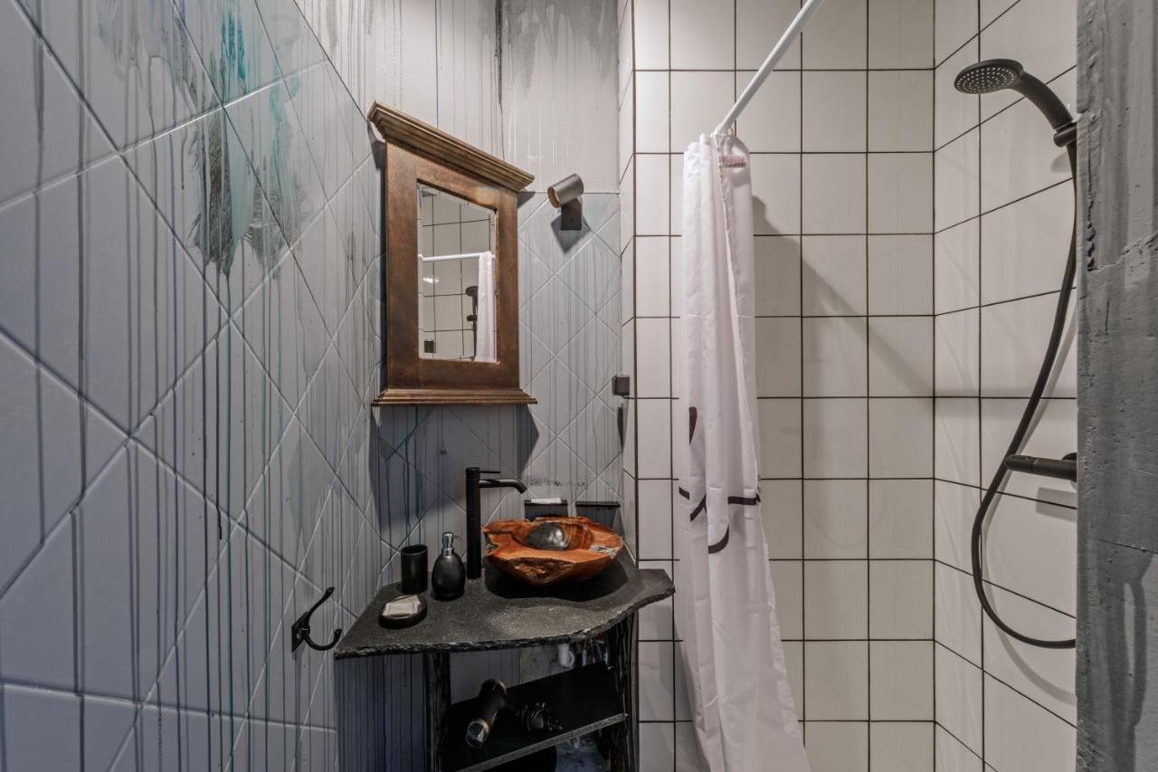 Luxuriuos Flat In The Capital'S Old Town Appartement Vilnius Buitenkant foto